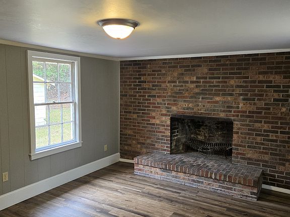 4th image of 196 Riverview Dr