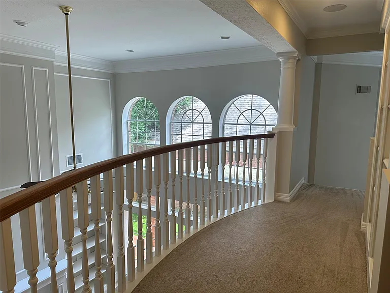 3415 Kingsway Ct — Photo 9