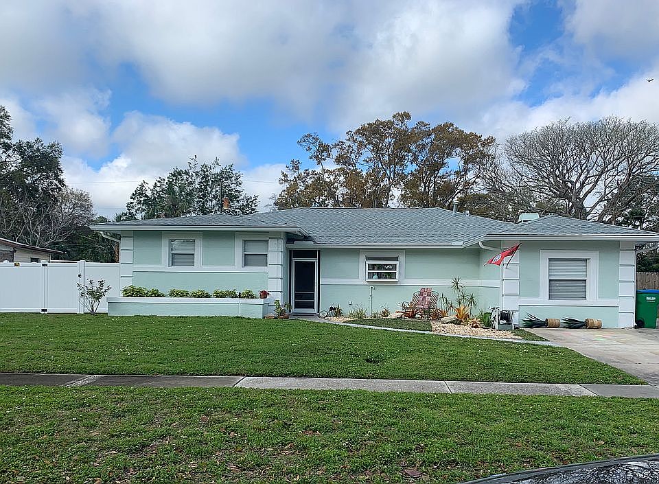 1st image of 15572 Bristol Cir E