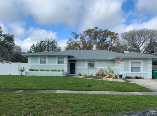 15572 Bristol Cir E, Clearwater, FL 33764