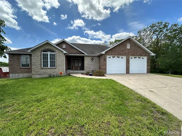 408 Ahr Strom Dr, Owensville, MO 65066