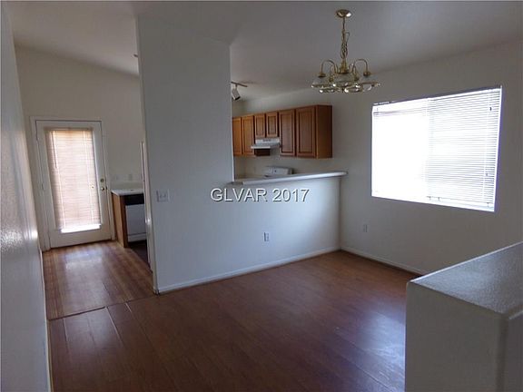 4th image of 5229 Panguitch Dr