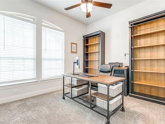 5th image of 10816 Calvert Pl