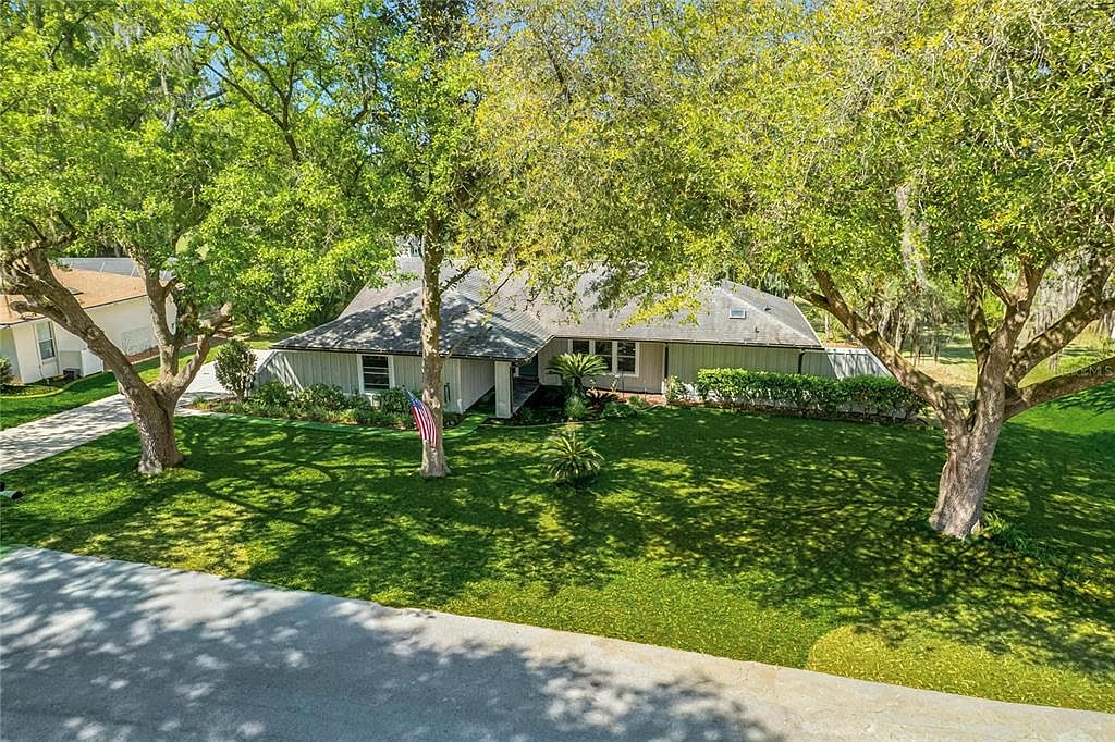 19810 SW 85th Loop