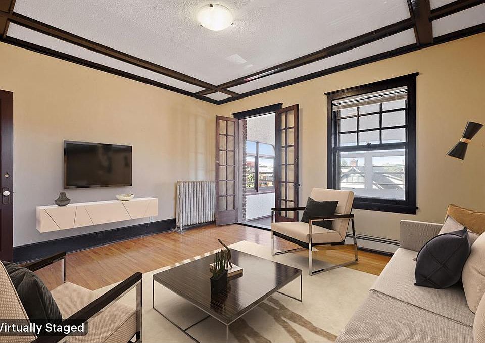 1st image of 2641 Girard Ave S APT 1