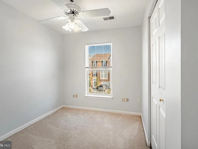 71 Alexis Dr — Photo 8