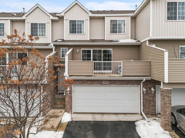 2708 Brockman Ct, Northfield, MN 55057