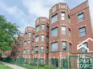 6907 S Paxton Ave #2, Chicago, IL 60649