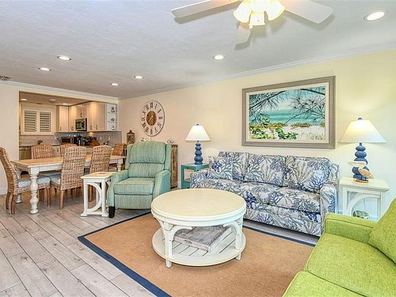 5th image of 500 S Washington Dr APT 23A