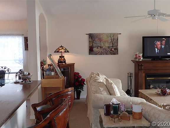 2nd image of 557 Coral Trace Blvd