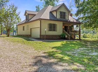 1025 Lake Shore Dr, Wendell, NC 27591
