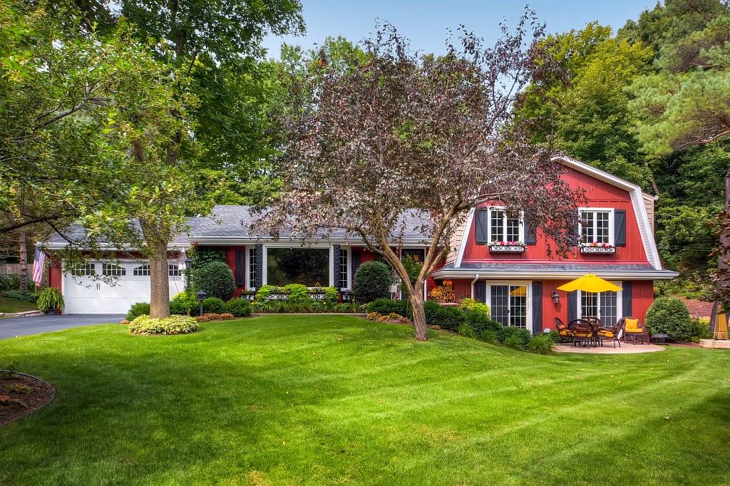 18505 Heathcote Ln, Deephaven, MN 55391 Zillow