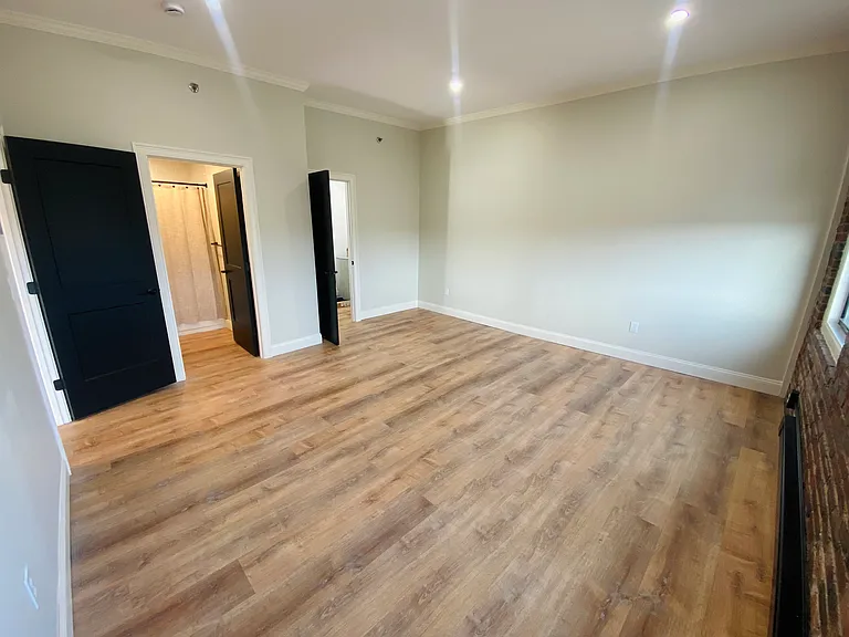 80 Foster St #501 — Photo 16