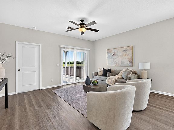 5th image of 275 Shiro Dr