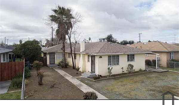 3 bed, 1076 sqft, $1,900 — Photo 1