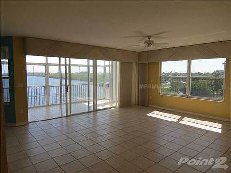 4th image of 200 Harbor Walk Dr #2