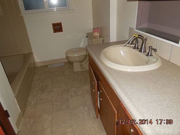 2nd image of 3118 Pacific Ave