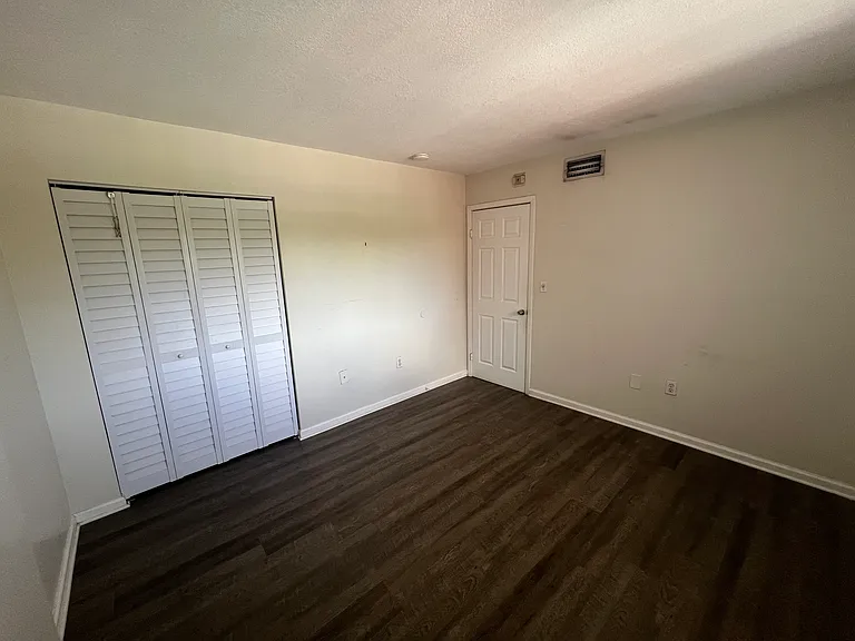 11311 SW 200th St #306 — Photo 17