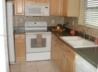 8831 NW 13th St, Hollywood, FL 33024