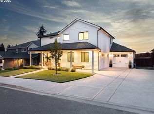 400 E Spruce Ave, La Center, WA 98629