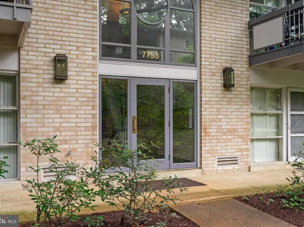 7753 Donnybrook Ct APT 103, Annandale, VA 22003