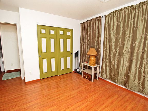 4th image of 8670 Cameron St