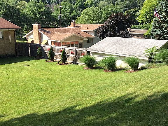 5th image of 1540 Mount Mercy Dr NW
