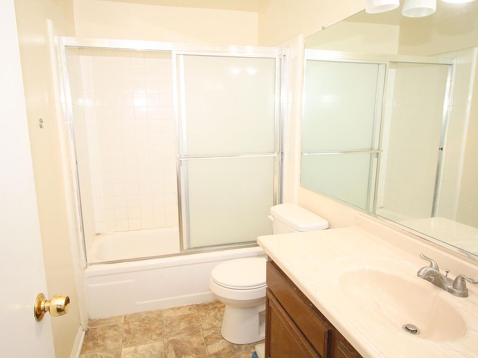 1st image of 23629 Jubilee Ln