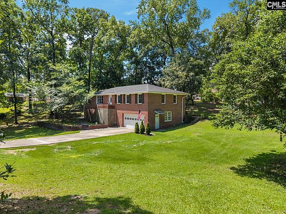 3rd image of 1323 Redwood Dr