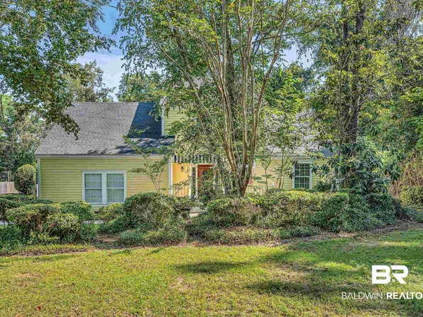 125 Volanta Ave, Fairhope, AL 36532