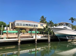 221 12th St, Key Colony Beach, FL 33051