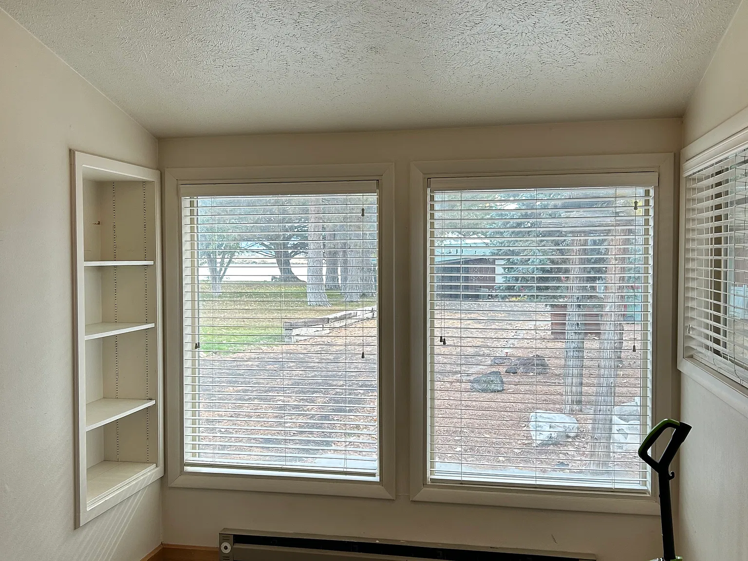2 bed, 1.5 bath, 900 sqft, $1,200 — Photo 3
