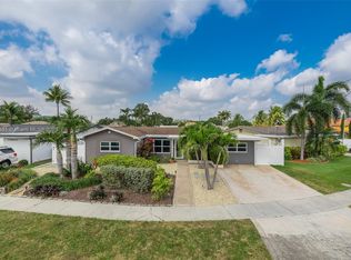 935 Nautilus Isle, Dania, FL 33004