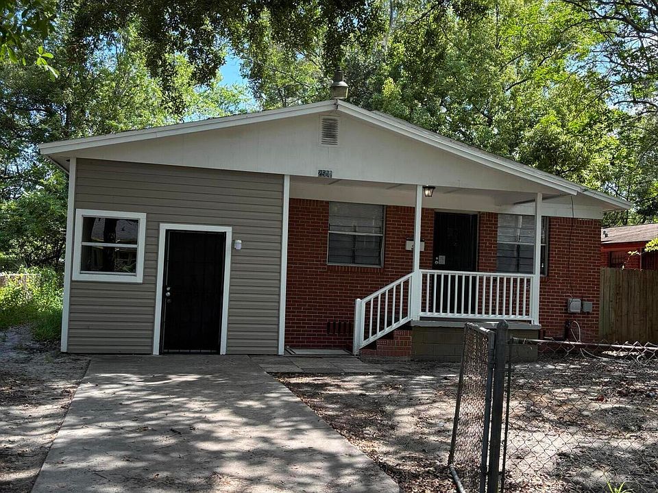 1st image of 2502 ROBERT Street