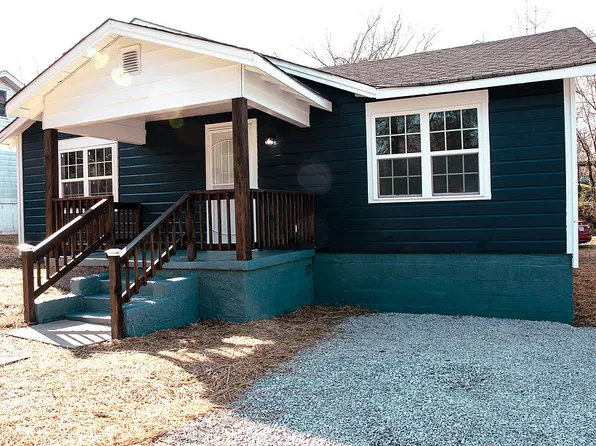 107 Hunt St, Rossville, GA 30741