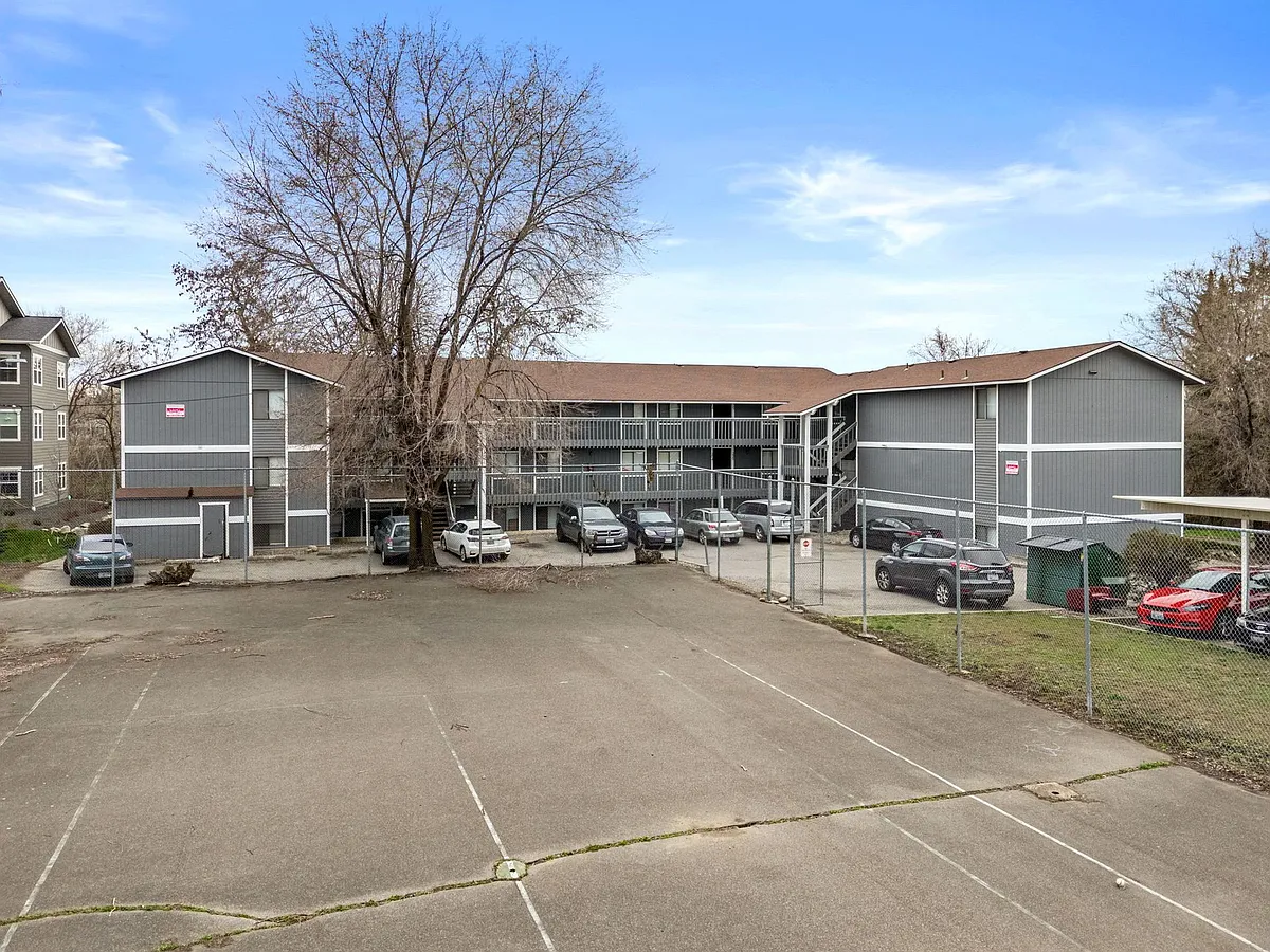 Building Photo - 3001 E Upriver Dr