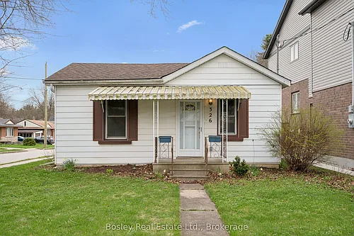 326 Exhibition St Photo 1