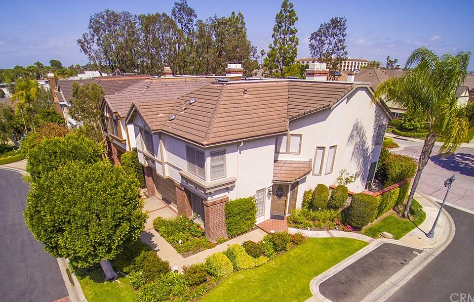 1st image of 6183 Laguna Ct
