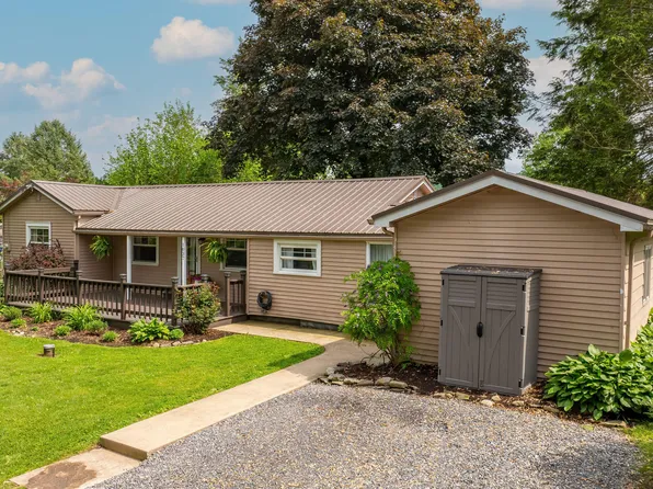 1037 5th St, Danville, PA 17821