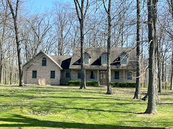 Fairfield Real Estate Fairfield Il Homes For Sale Zillow