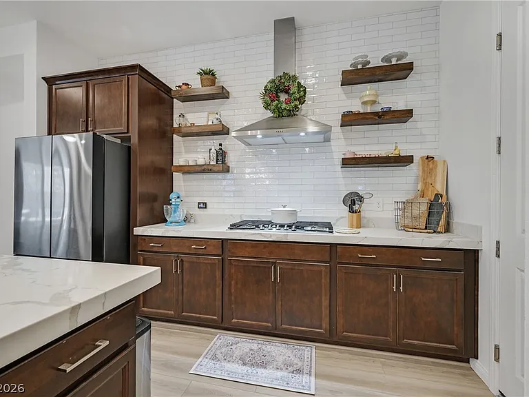 111 Ibiza Lake Dr — Photo 11