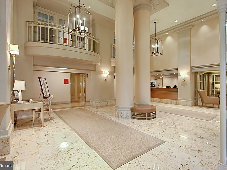 2151 Jamieson Ave #2011 — Photo 24
