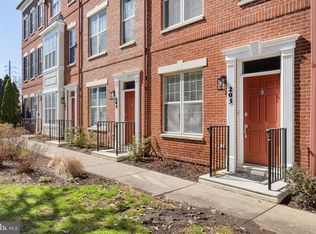 203 Surgeon Generals Ct, Philadelphia, PA 19146