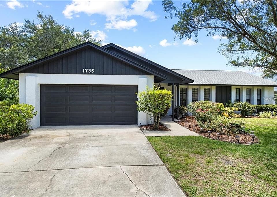 1st image of 1735 Golfside Dr