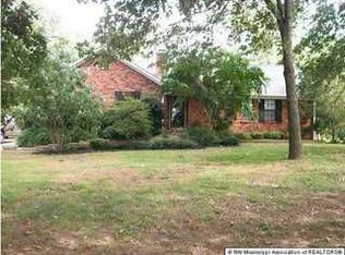 12328 Goodman Rd, Olive Branch, MS 38654