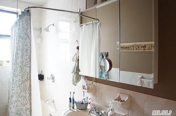 Sold by Prime Realty | media 3