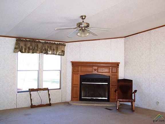 3rd image of 1605 County Road 1410