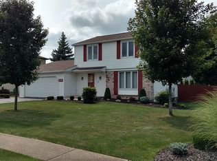 3728 Breckenridge Rd, Hamburg, NY 14075