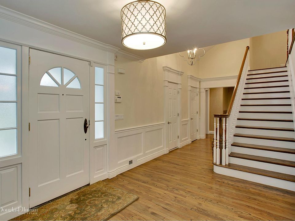 19 The Pines, Old Westbury, NY 11568 Zillow