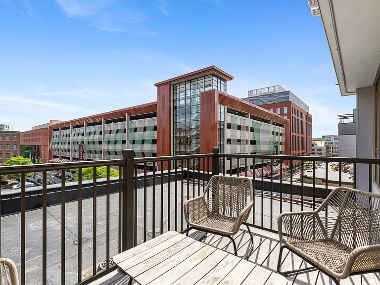 71 Richmond St #4B — Photo 29